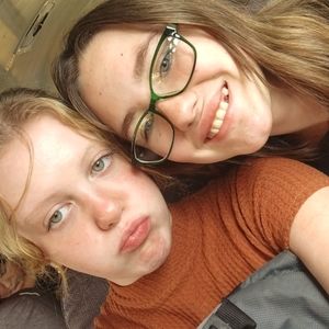 Meet your Posher, Magnolia